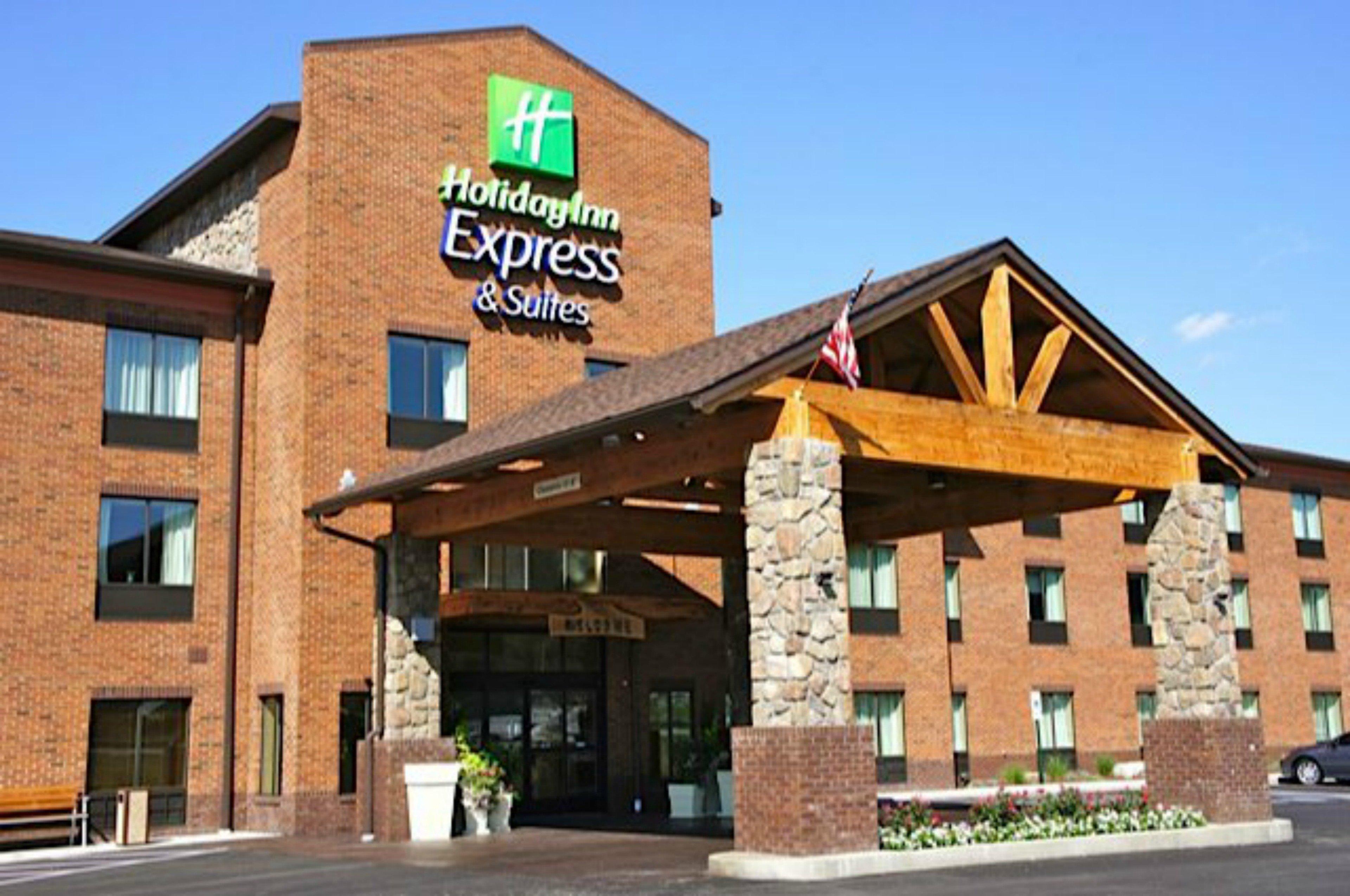 Holiday Inn Express & Suites Donegal, An Ihg Hotel Exterior photo